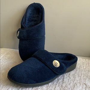 vionic sadie scuff slipper